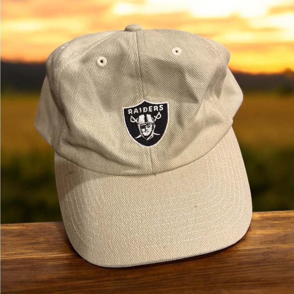Vintage Oakland Raiders corduroy Kaki tan NFL hat cap